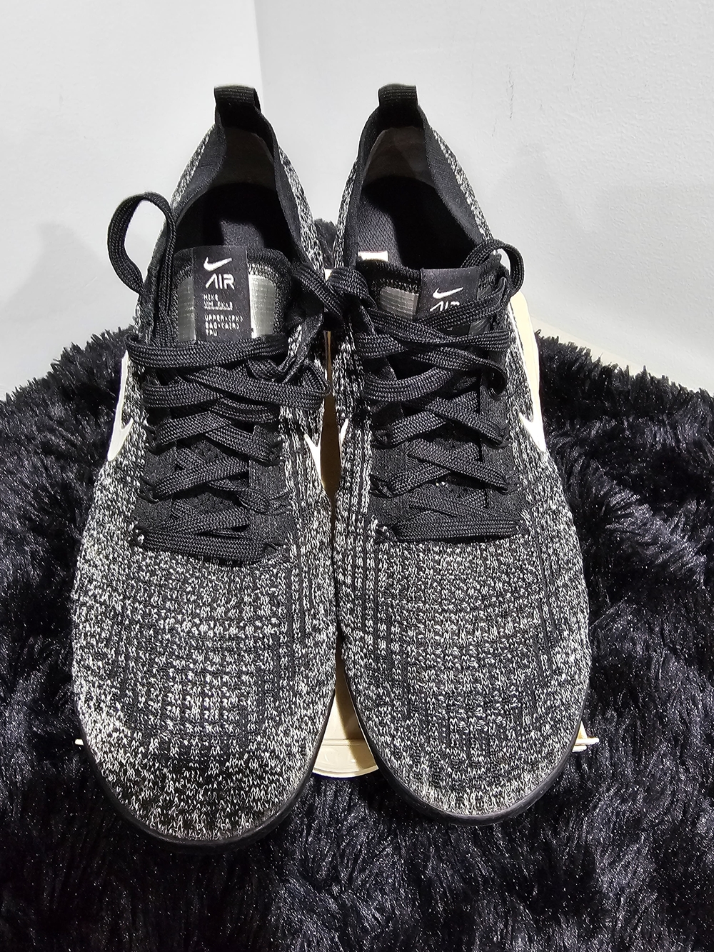 Nike Air Knit Running Shoes - Black/White